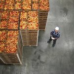 Chłodnictwo w zakładzie spożywczym – gdzie powstają największe straty energii?